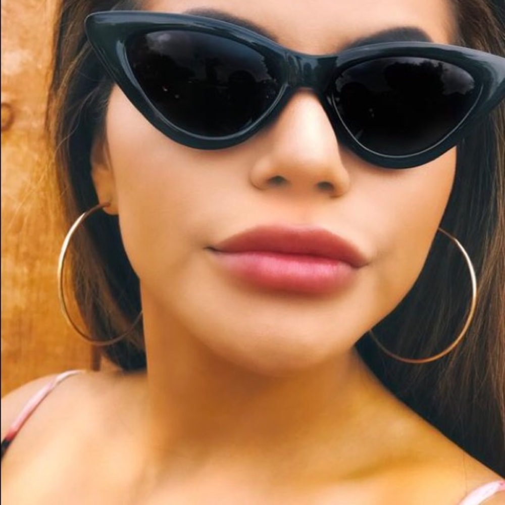 New Lolita white & black sunglasses
